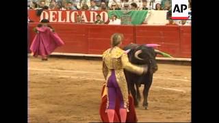 MEXICO SUCCESS OF SPANISH FEMALE BULLFIGHTER LAUNCHES DEBATE [upl. by Det]