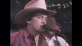 George Strait  Fool Hearted Memory Featuring Johnny Gimble Live On “Austin City Limits” [upl. by Wileen751]