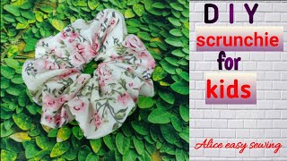 How to make scrunchie for kids easy [upl. by Riana]